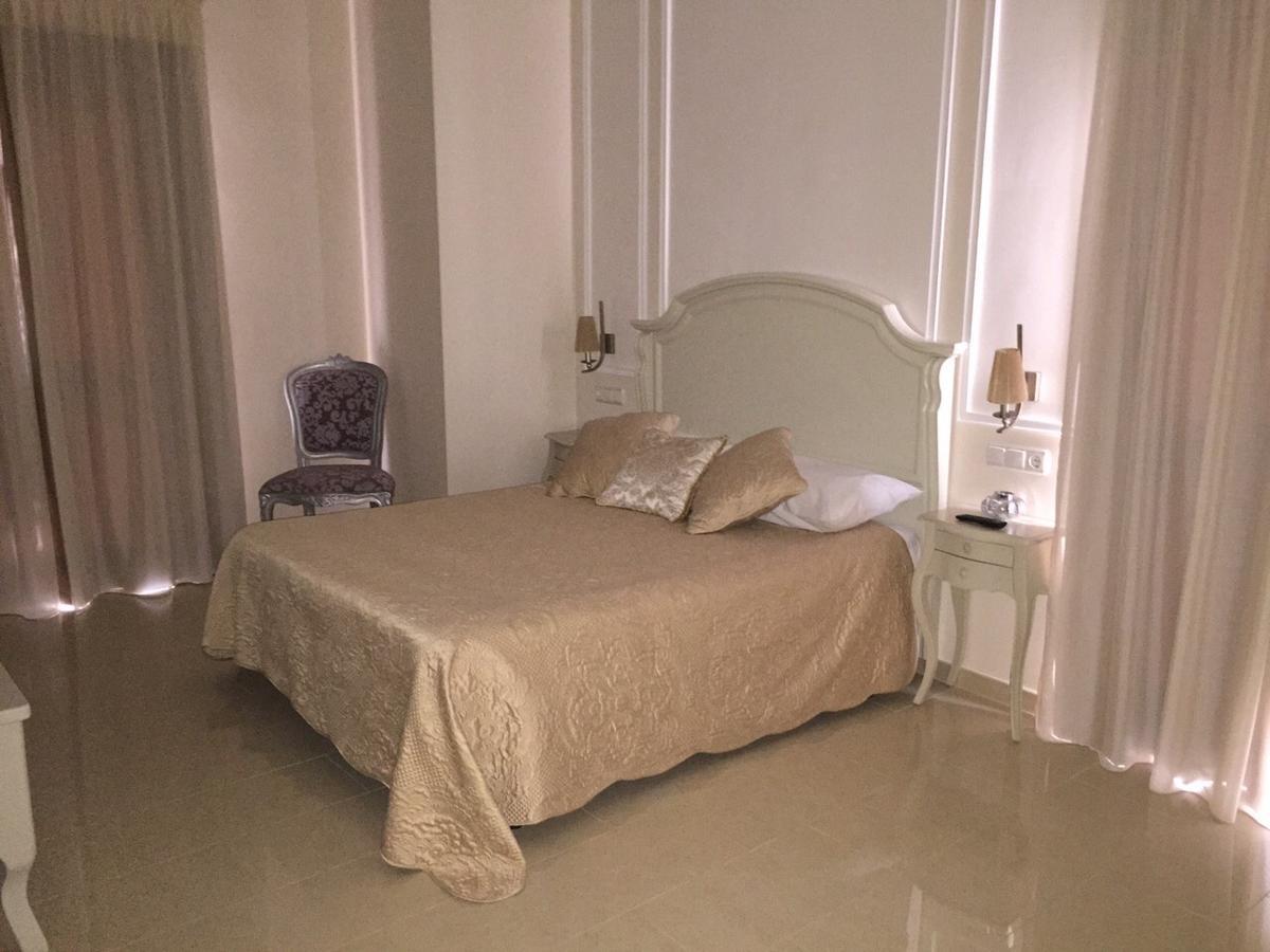 Hotel El Capricho 비야누에바 델 트라부코 외부 사진