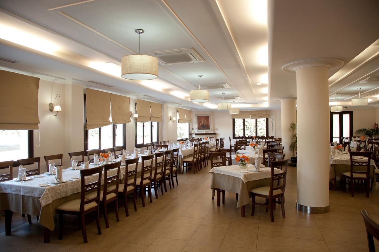 Hotel El Capricho 비야누에바 델 트라부코 외부 사진