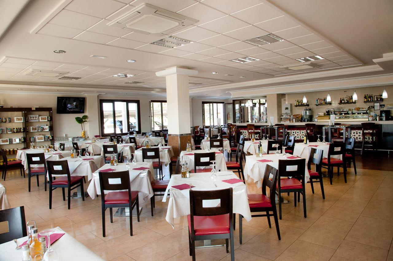 Hotel El Capricho 비야누에바 델 트라부코 외부 사진